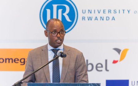 Abakobwa biga Kaminuza y’u Rwanda ku nkunga ya Master Card Foundation, biteguye kubyaza umusaruro amahirwe bahabwa arimo ibiganiro, inama n’ubushobozi.