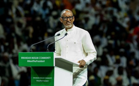 Perezida Paul Kagame yifatanyije n’Abayisilamu kwizihiza Eid al-Fitr, abashimira uruhare mu iterambere ry’u Rwanda