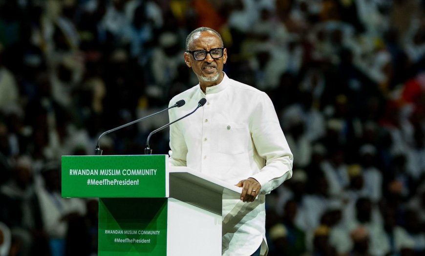 Perezida Paul Kagame yifatanyije n’Abayisilamu kwizihiza Eid al-Fitr, abashimira uruhare mu iterambere ry’u Rwanda