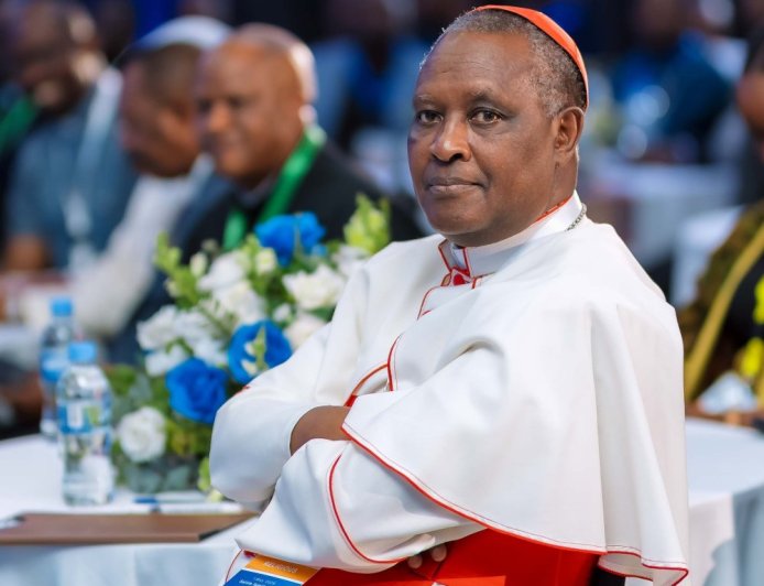 Karidinali Kambanda yashimangiye ko Kiliziya igomba guhindura imikorere igakoresha ikoranabuhanga